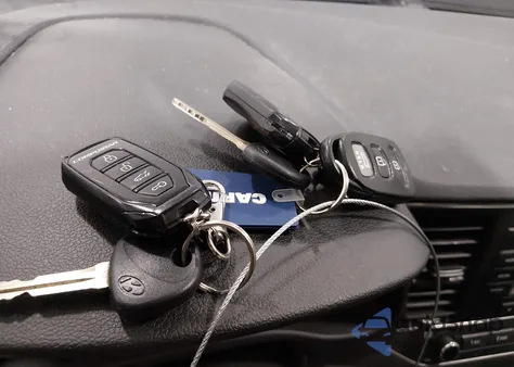 2017 Hyundai Elantra Se z USA, uszkodzony, nr VIN 5NPD74LFXHH199299